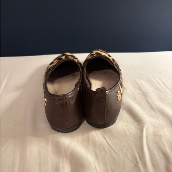Cheetah print loafers - Micheal kors- size 6 - Picture 3 of 7